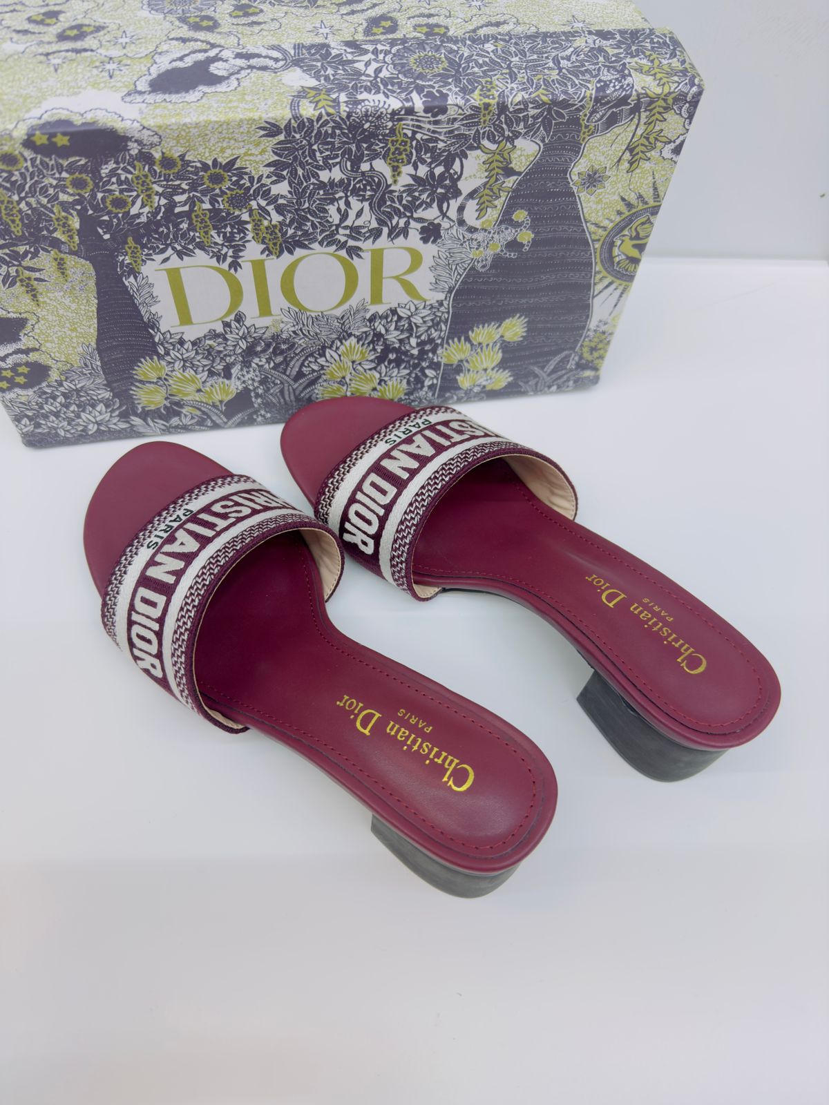š.š Dway Embroidered Logo Semi Heel Sandals - Saadstore