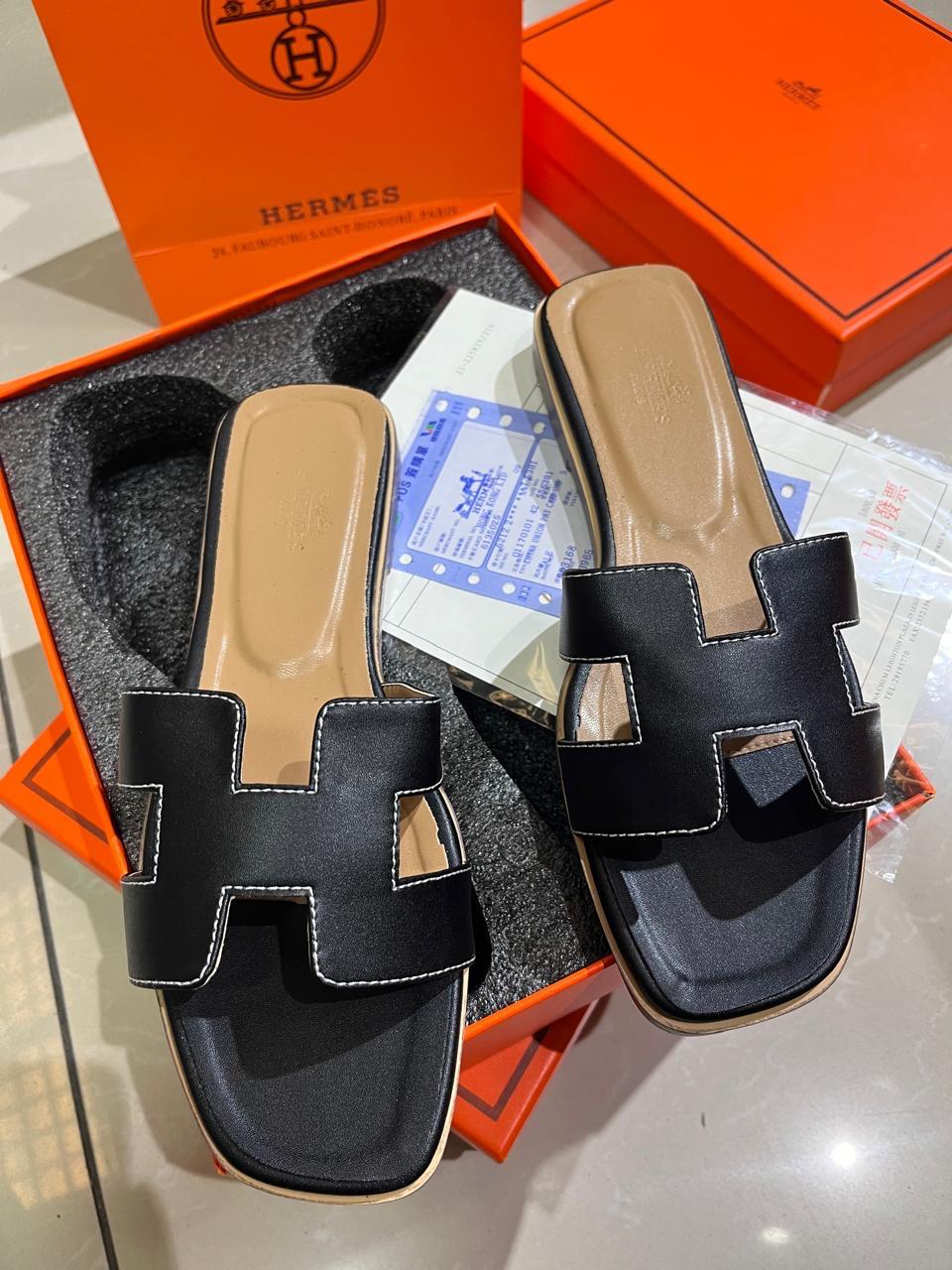 Leather Flat Slippers For Ladies