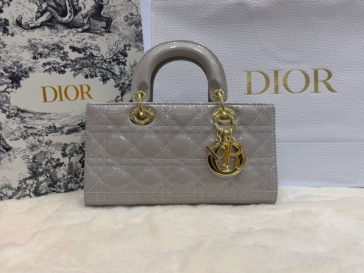 Lady Cannage Glossy Leather Bag 26cm