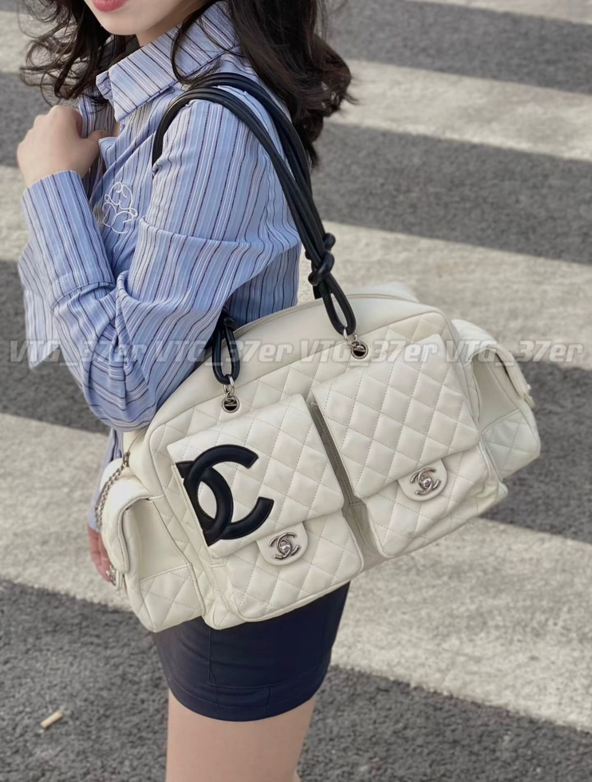 CH Ligne Cambon Reporter Quilted Leather Bag - Saadstore