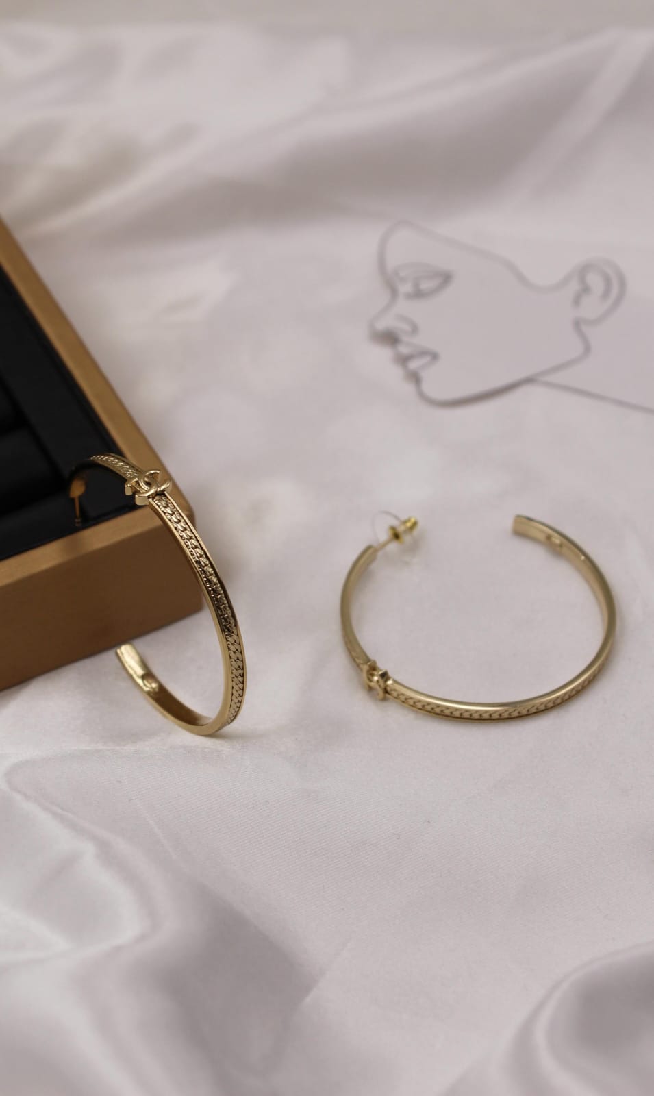 CH - CC Logo Earrings - Saadstore