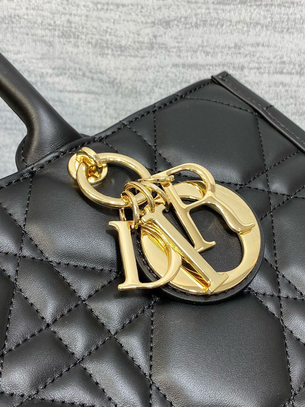 C.D Macro Cannage Calfskin Leather Bag 36cm - Saadstore