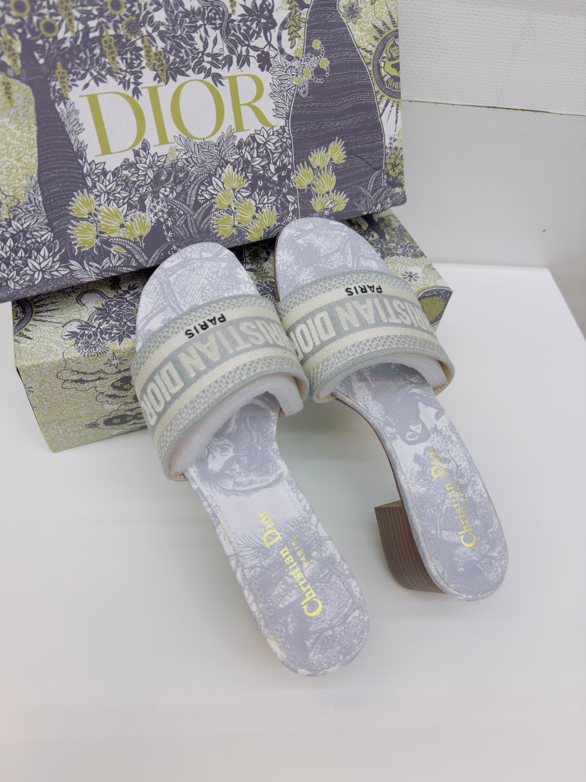 𝐂.𝐃 Dway Embroidered Logo Semi Heel Sandals - Saadstore
