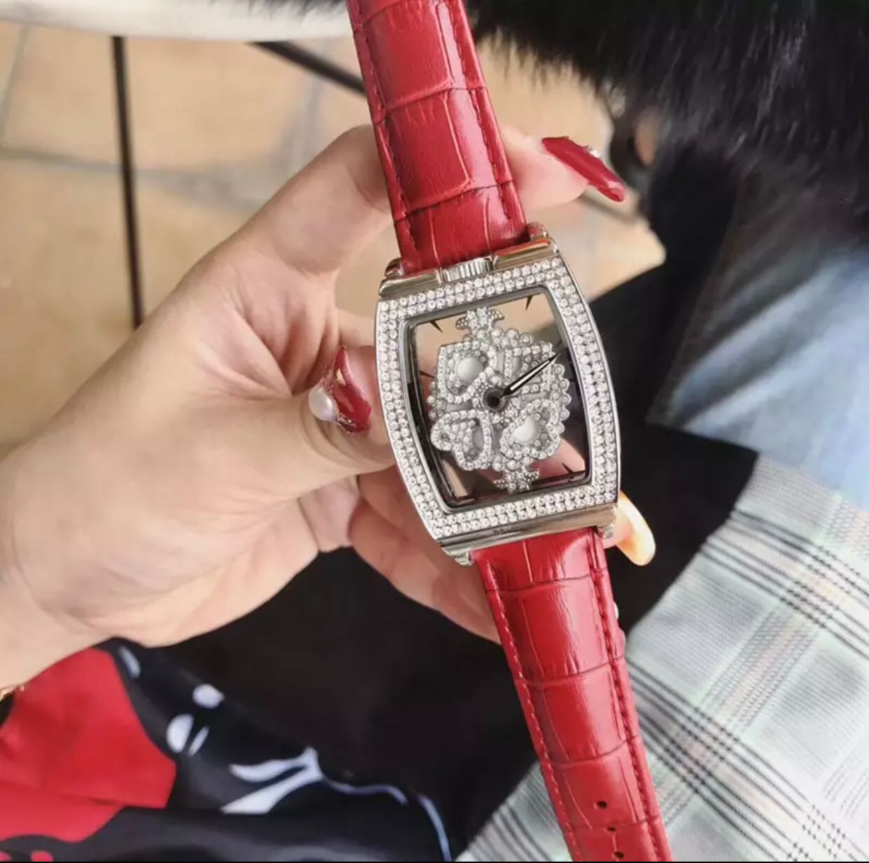 Dimini Silver Quartz Dress Rotation Watch
