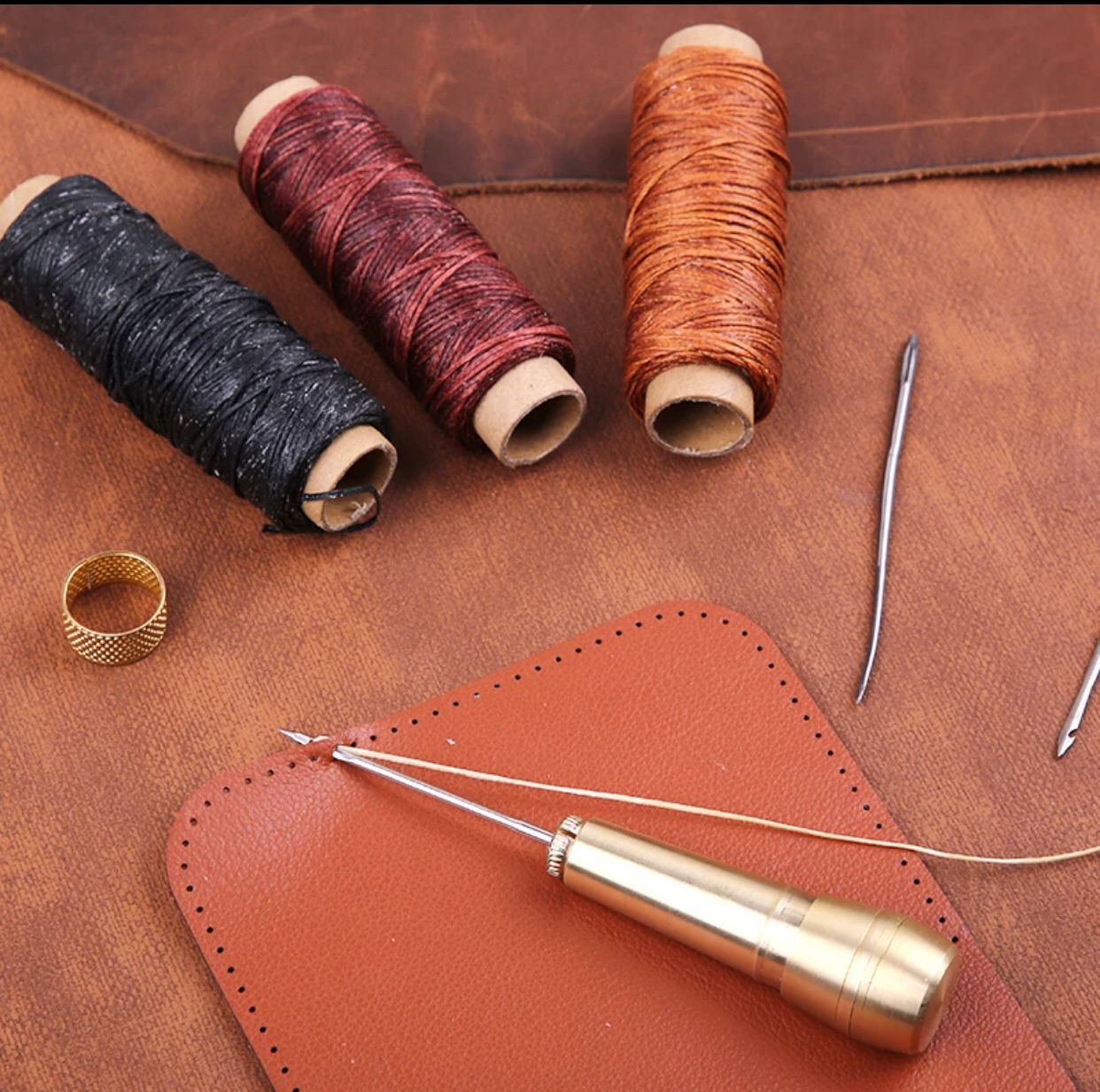 61 pcs Leather Craft Tools Punch Kit Stitching Working Stitching Groover Sewing Set