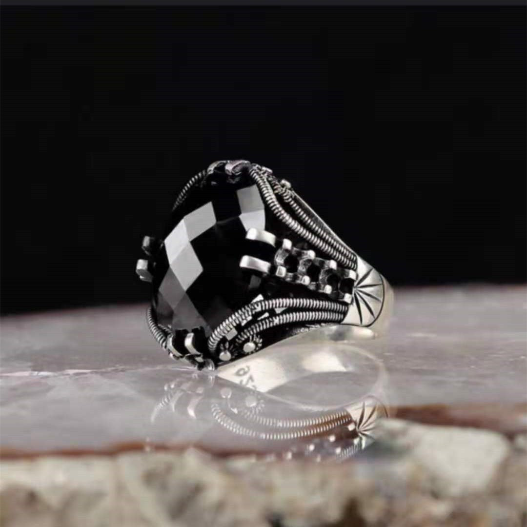 Ancient Pattern Vintage Metal Ring